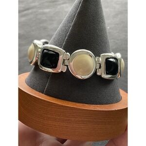 Silver Tone Magnetic Clasp Bracelet Black & White Stones Vintage Estate Jewelry
